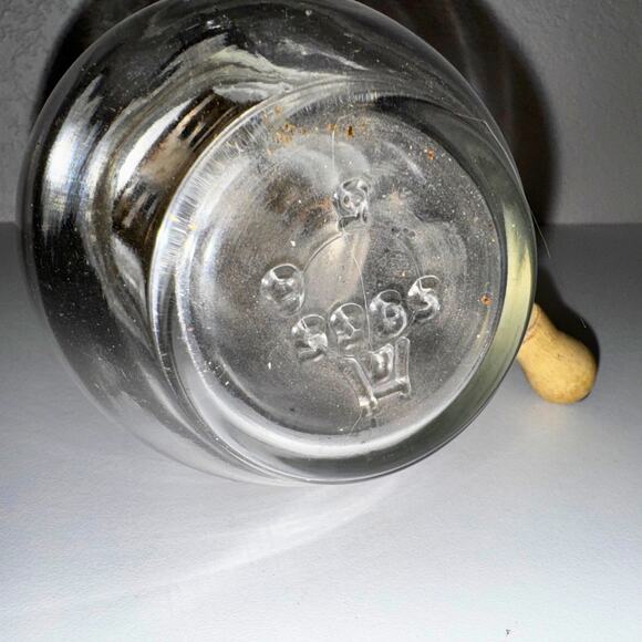 Vintage Nut Grinder Chopper with Glass Jar & Hand Crank Floral Top - Picture 3 of 8